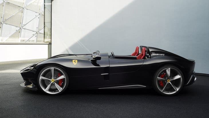Ferrari Monza- новий автошедевр за мотивами гоночних моделей 50-х років