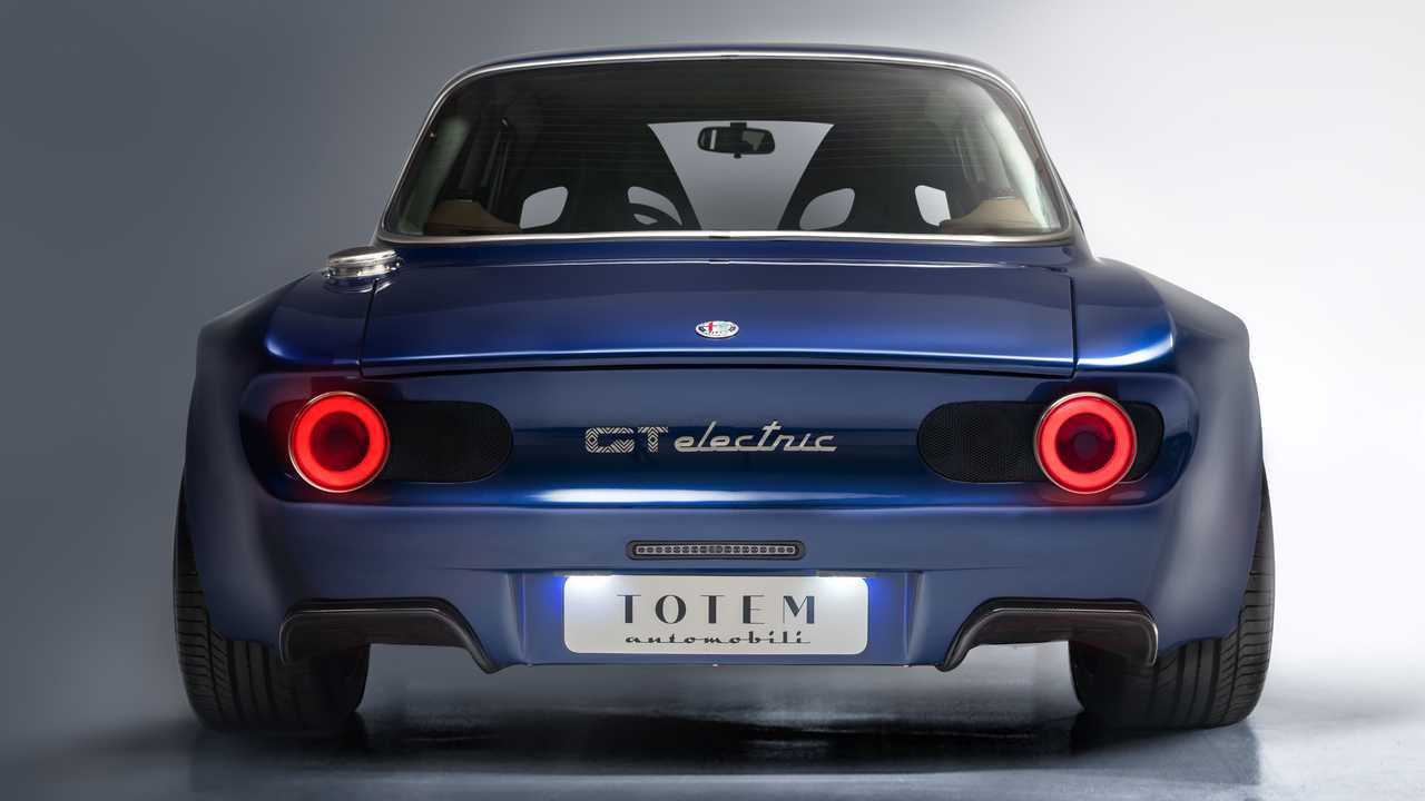 Alfa Romeo GT Junior Restomod Is A Carbon Fiber-Bodied EV With 518 HP