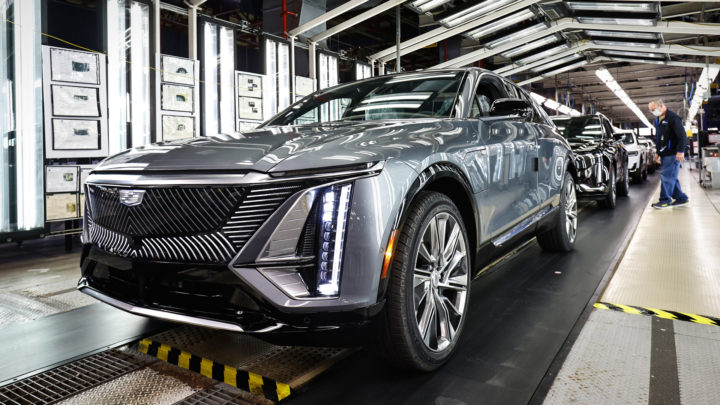 Три електромобілі Cadillac дебютують в 2023 році