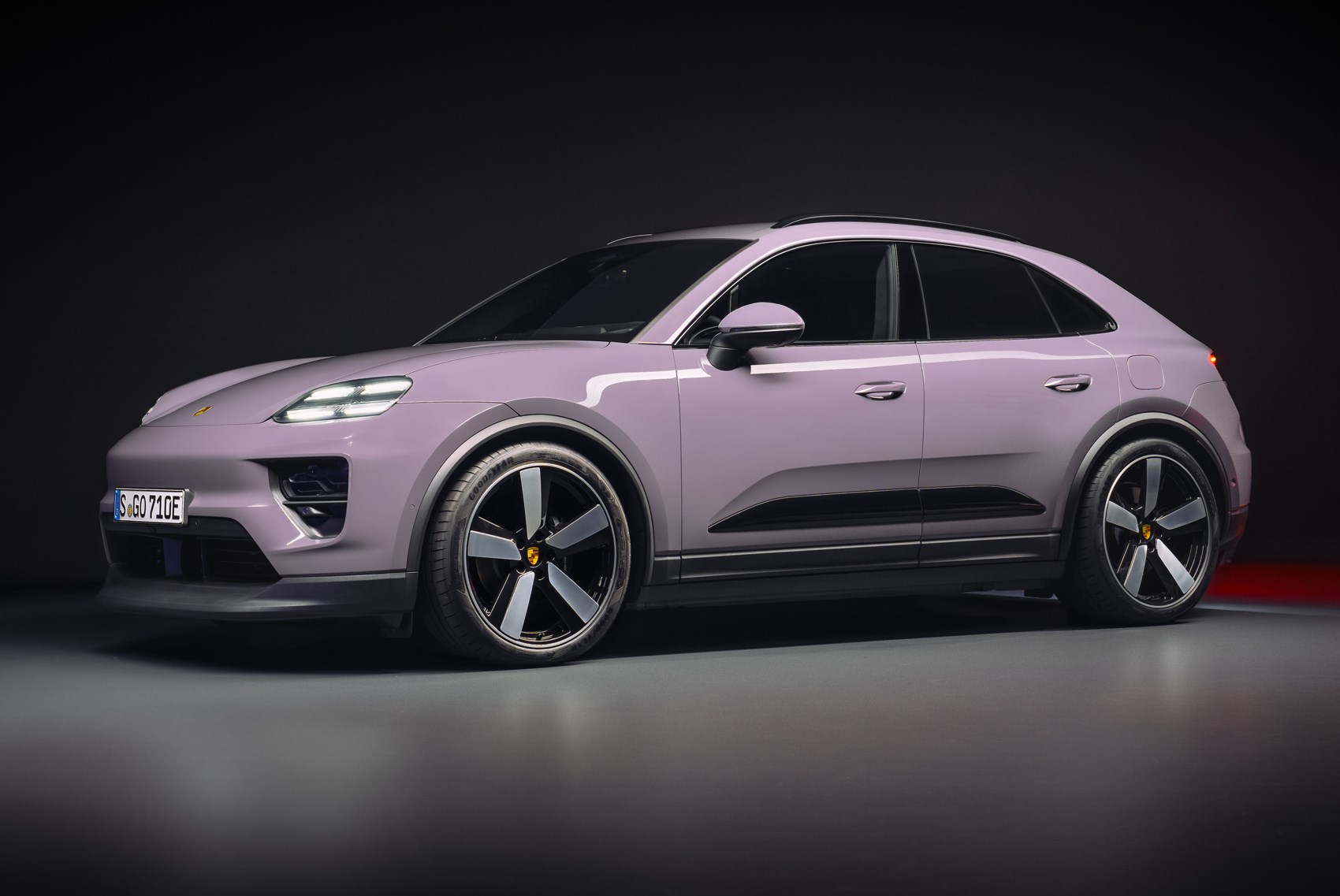 Porsche Macan EV